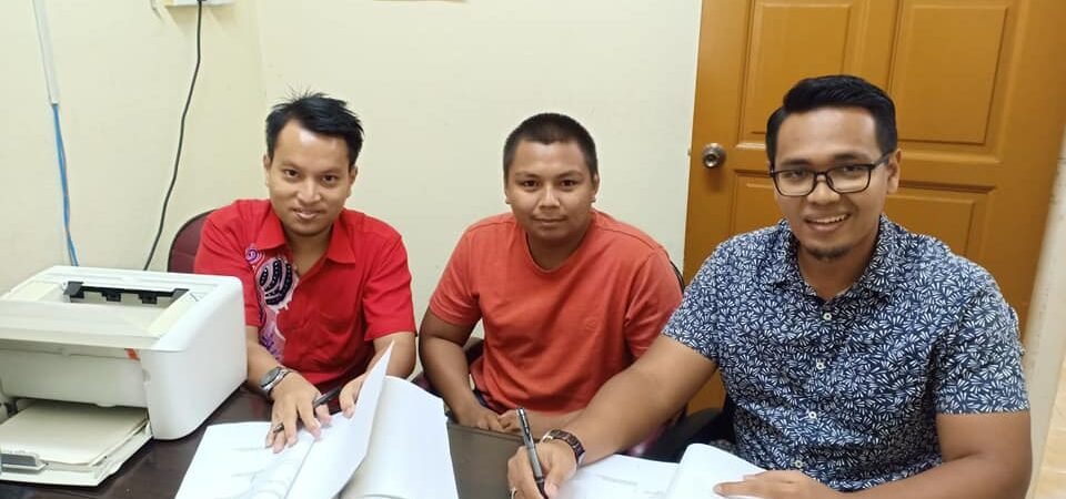 Banglo Kg. Padang Raja, Melor